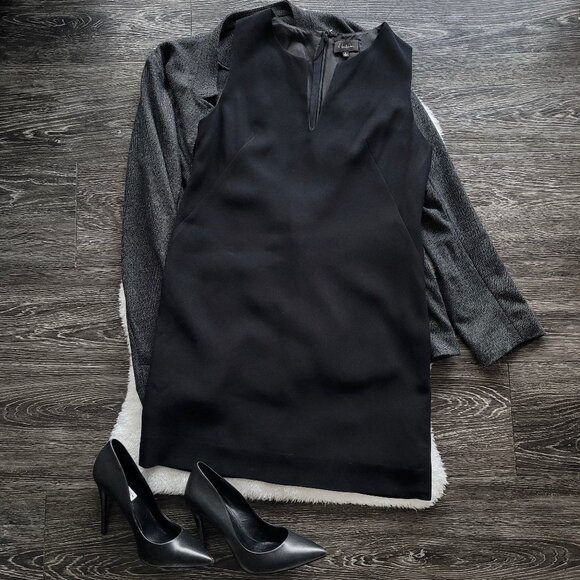 Aritzia | Split Neck Shift Dress in Black by T. Babaton - Picture 1 of 8